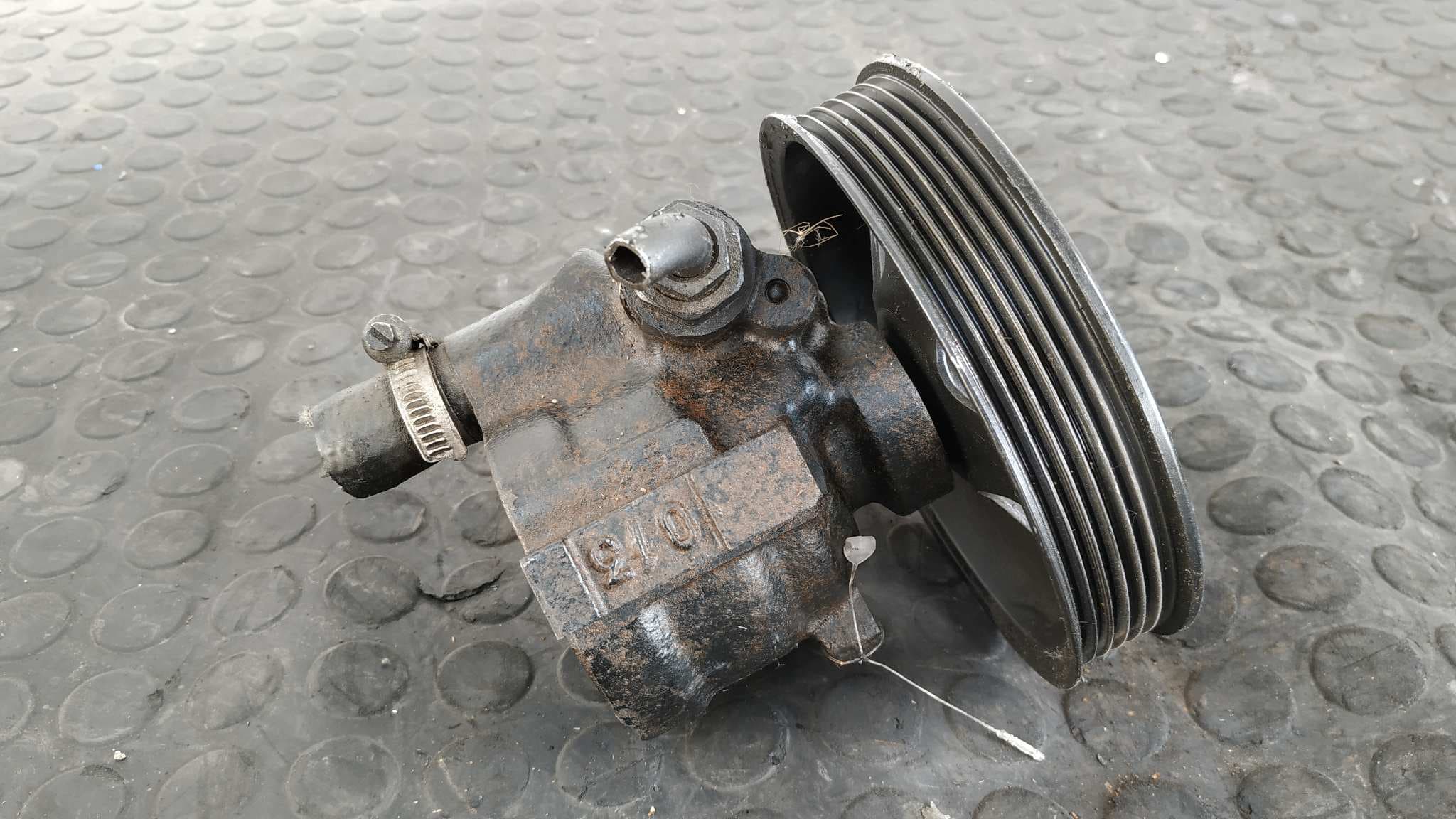 Recambio de BOMBA DIRECCION para OPEL CORSA B 1.4 CAT (2H6) X14SZ referencia OEM IAM 90409232 5