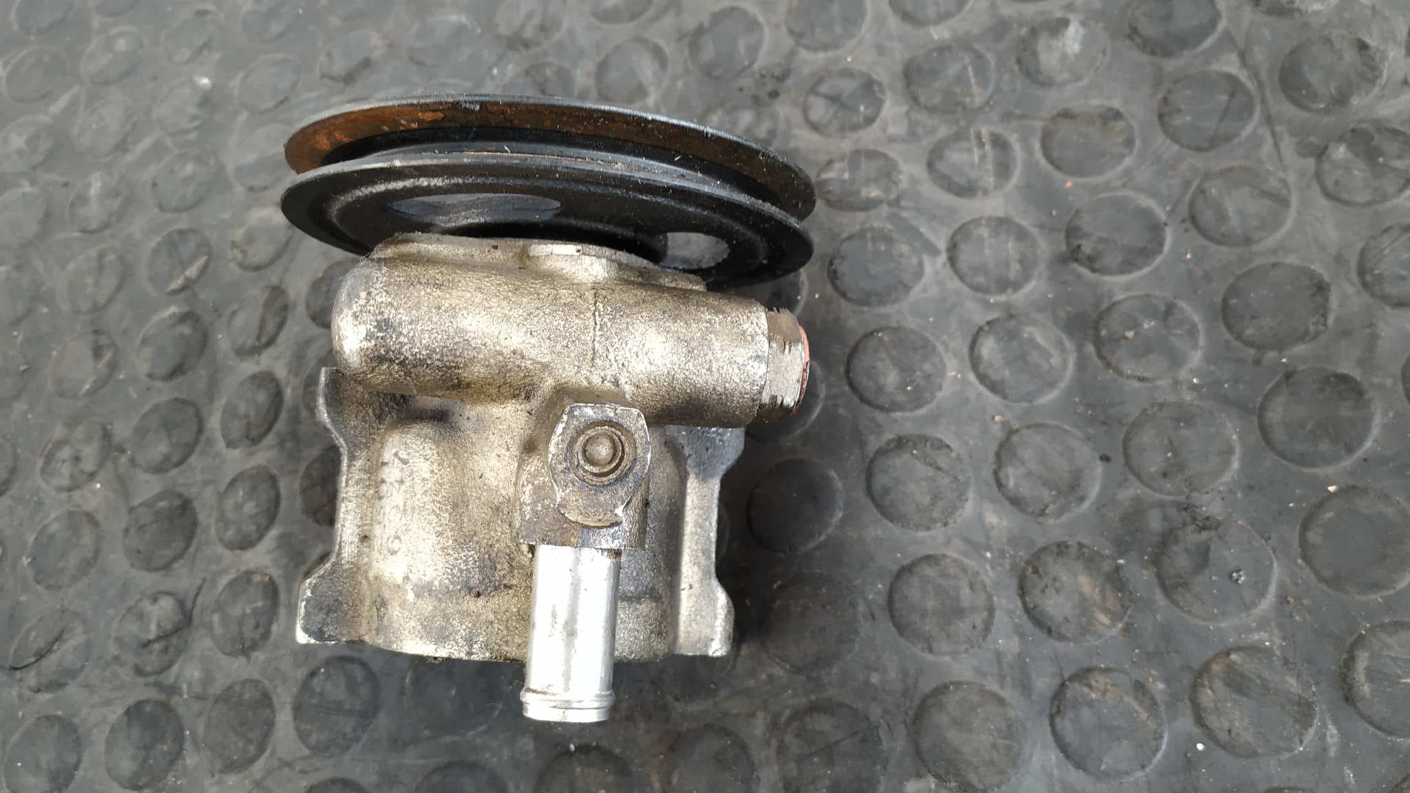 Recambio de BOMBA DIRECCION para OPEL COMBO (CORSA C) 1.4 16V X17D referencia OEM IAM 26016947   - BLANCO 5