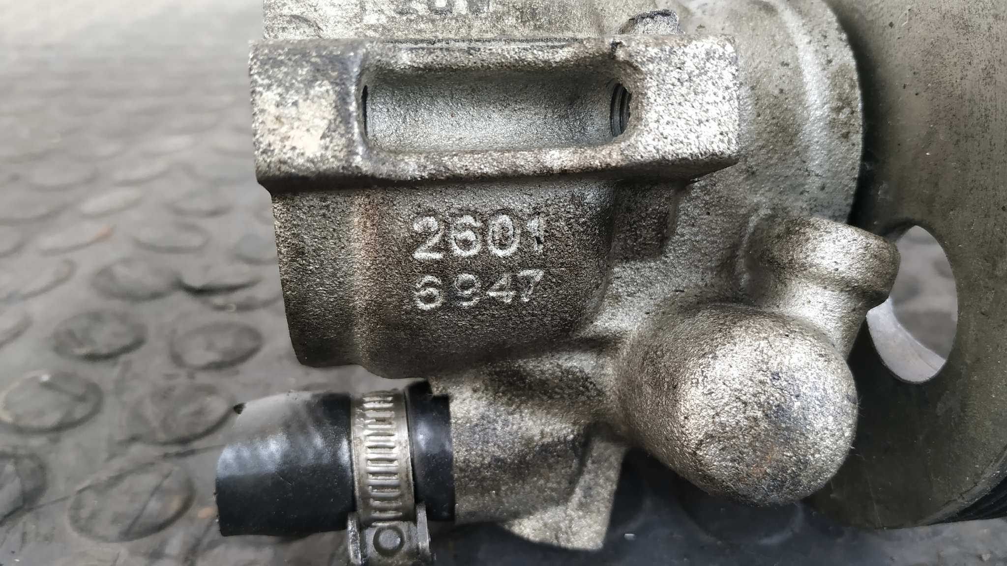 Recambio de BOMBA DIRECCION para RENAULT CLIO I E7J756 referencia OEM IAM 7700805017 2