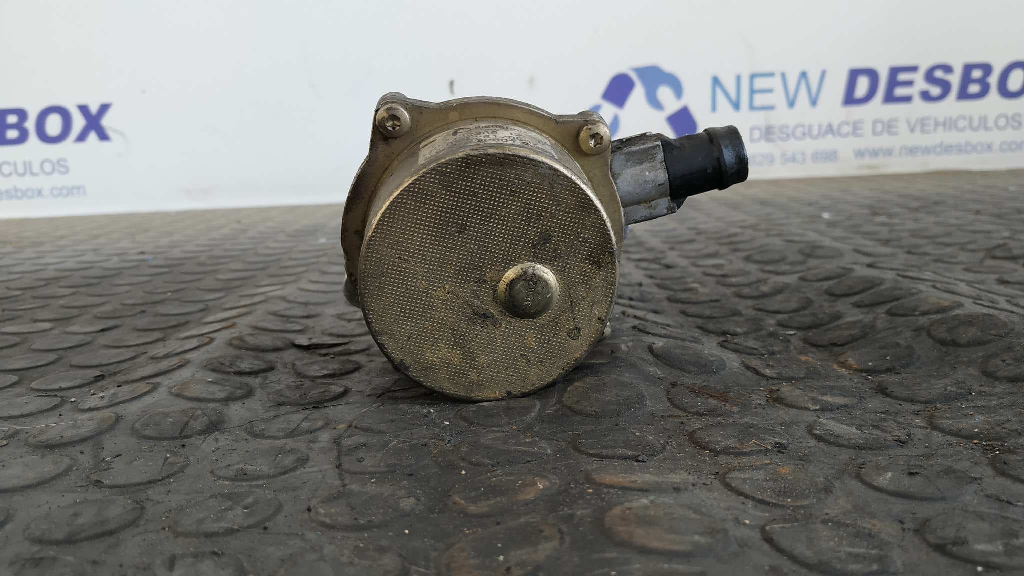 Recambio de DEPRESOR FRENO / BOMBA VACIO para RENAULT CLIO II FASE II (B/CB0) K9KB7 referencia OEM IAM 8200113585