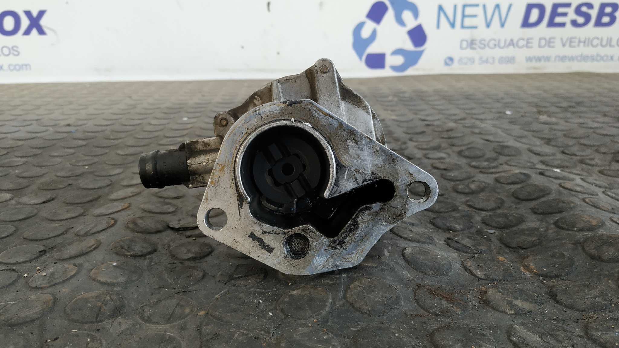 Recambio de DEPRESOR FRENO / BOMBA VACIO para RENAULT CLIO II FASE II (B/CB0) K9KB7 referencia OEM IAM 8200113585 3