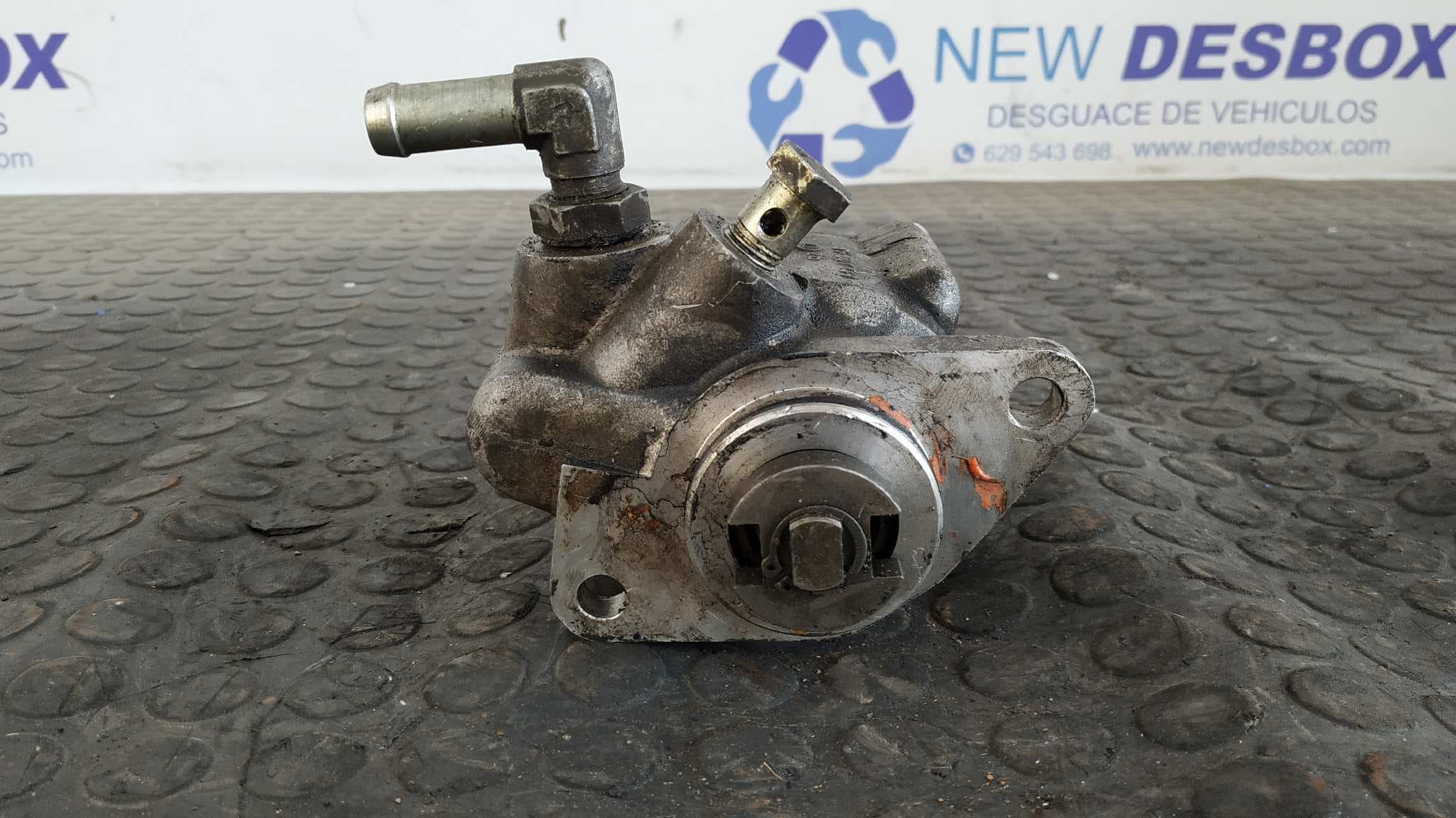 Recambio de BOMBA DIRECCION para OPEL MOVANO 2.5 DIESEL (S8U-772 / L93) S8UW7 referencia OEM IAM 7700300535