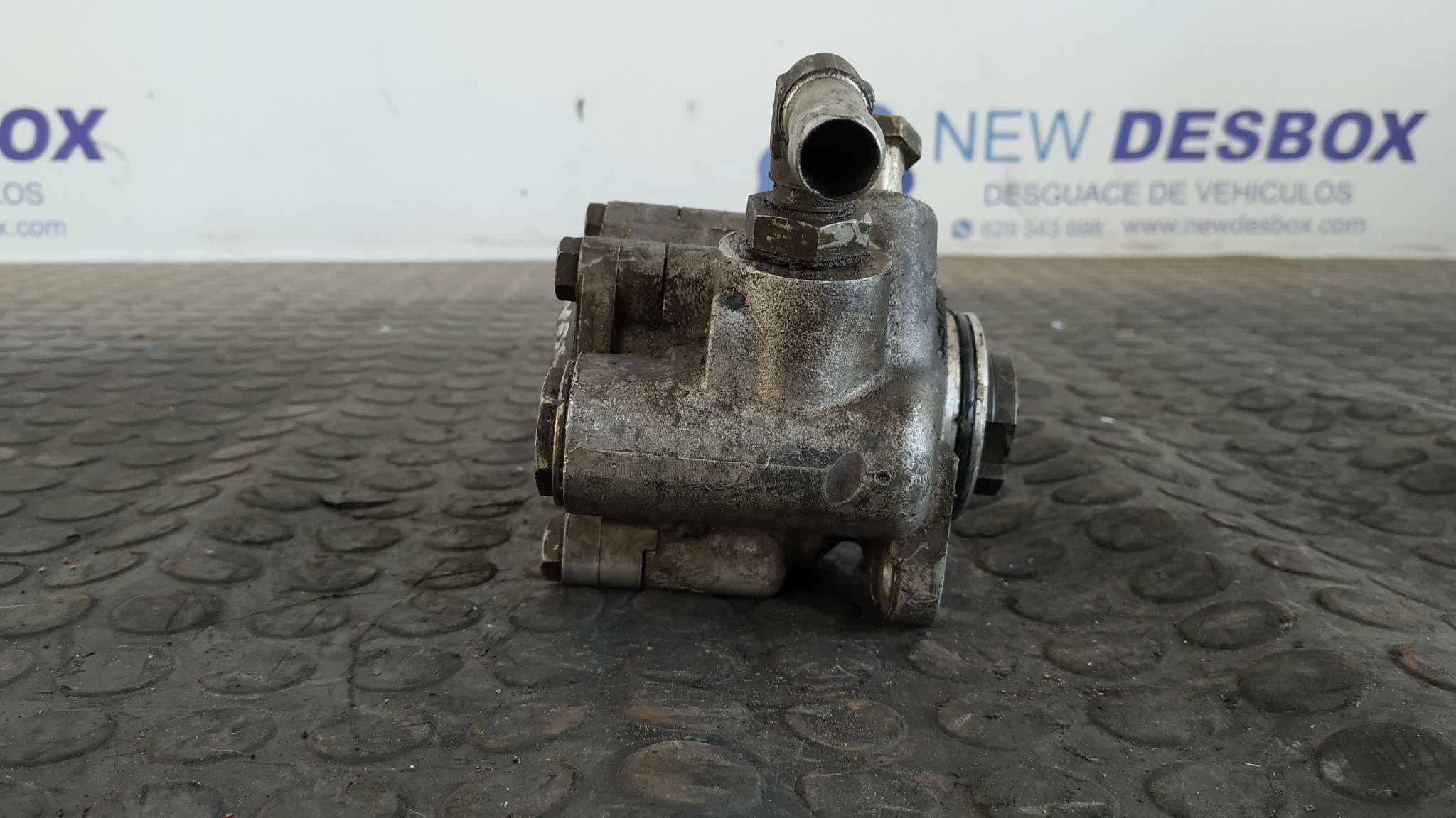 Recambio de BOMBA DIRECCION para OPEL MOVANO 2.5 DIESEL (S8U-772 / L93) S8UW7 referencia OEM IAM 7700300535 8