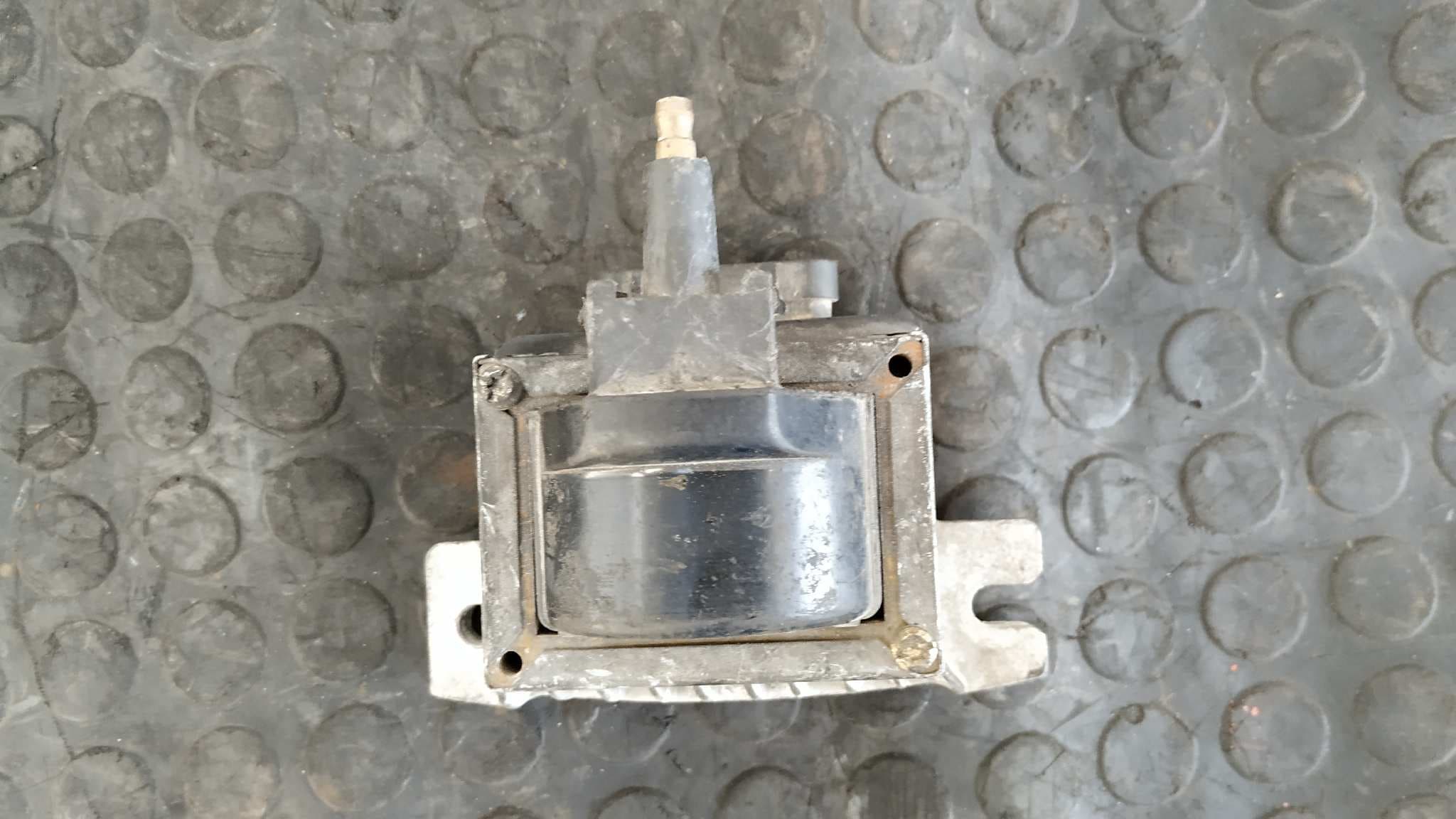 Recambio de BOBINA ENCENDIDO para RENAULT 19 HATCHBACK (B/C53) E7J referencia OEM IAM 7700732263 4