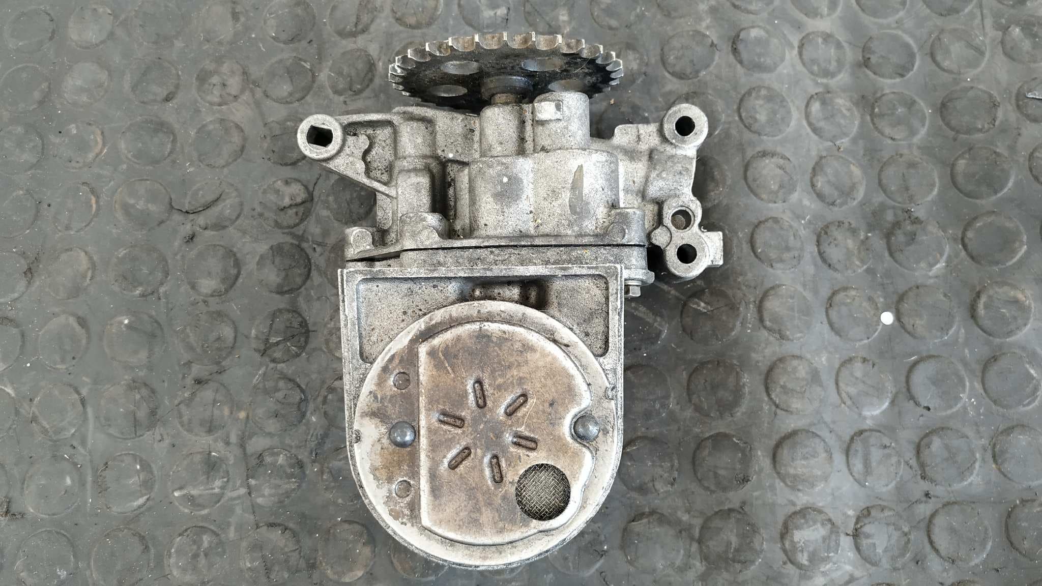 Recambio de BOMBA ACEITE para PEUGEOT 106 (S2) KFX referencia OEM IAM 9431102021 6