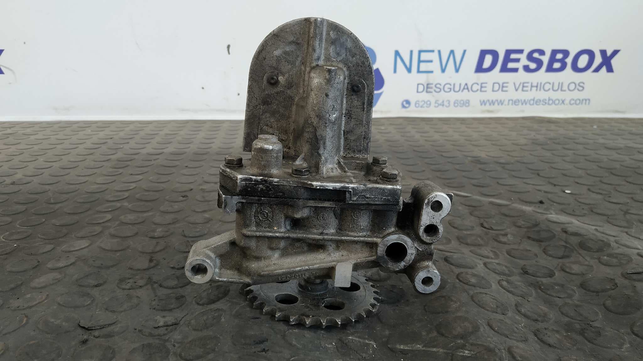 Recambio de BOMBA ACEITE para PEUGEOT 106 (S2) KFX referencia OEM IAM 9431102021 4