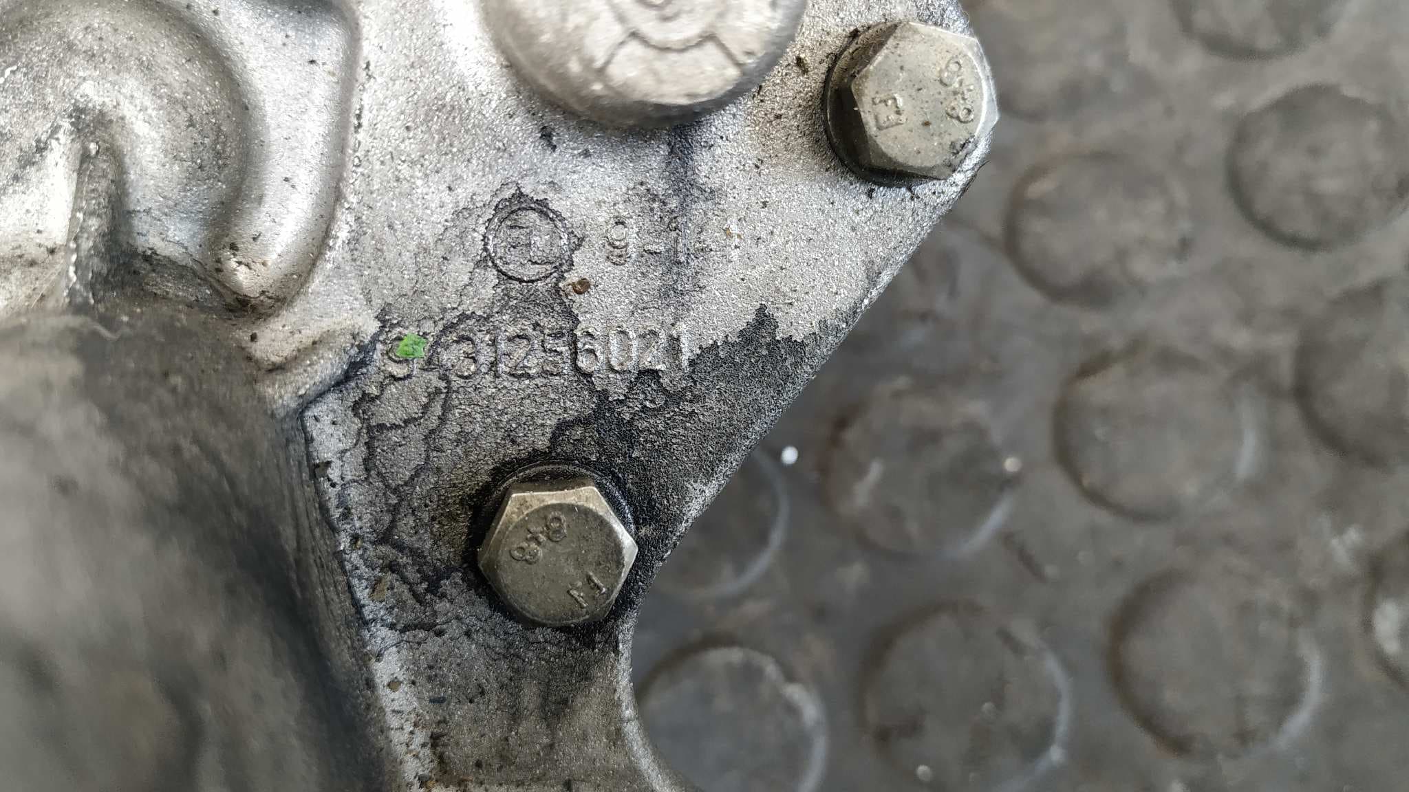 Recambio de BOMBA ACEITE para PEUGEOT 106 (S2) KFX referencia OEM IAM 9431102021 3