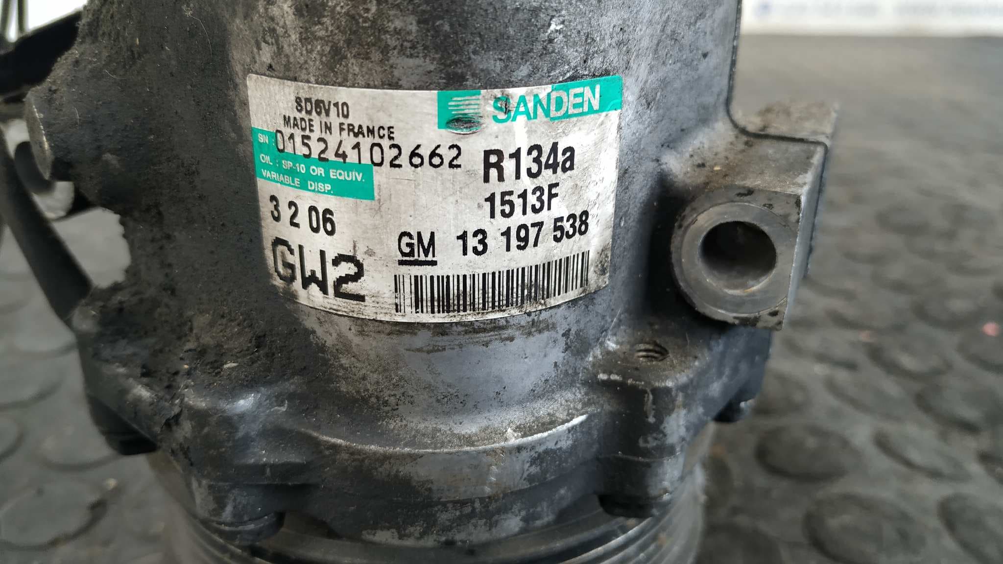 Recambio de COMPRESOR AIRE ACONDICIONADO para OPEL CORSA C 1.3 16V CDTI CAT (Z 13 DT / LN9) Z13DT referencia OEM IAM 13197538 6