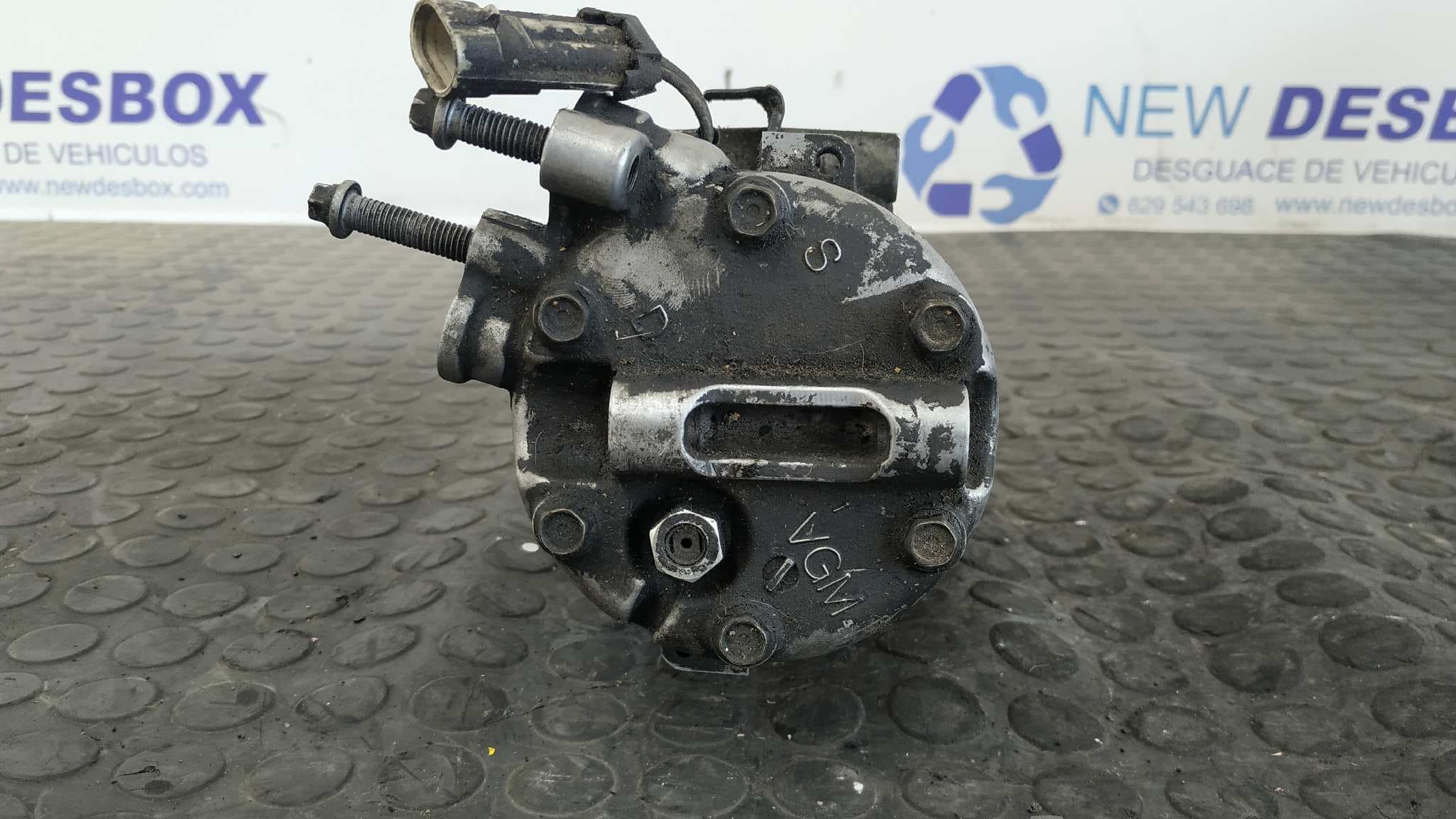 Recambio de COMPRESOR AIRE ACONDICIONADO para OPEL CORSA C 1.3 16V CDTI CAT (Z 13 DT / LN9) Z13DT referencia OEM IAM 13106850 7