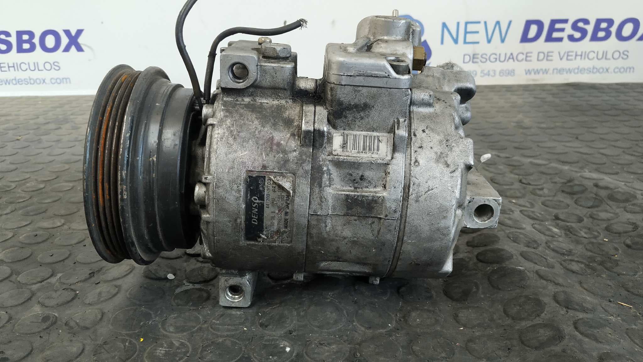 Recambio de COMPRESOR AIRE ACONDICIONADO para OPEL OMEGA B 2.5 TURBODIESEL (X 25 TD / U 25 TD / L93) X25DT referencia OEM IAM 90564976 6