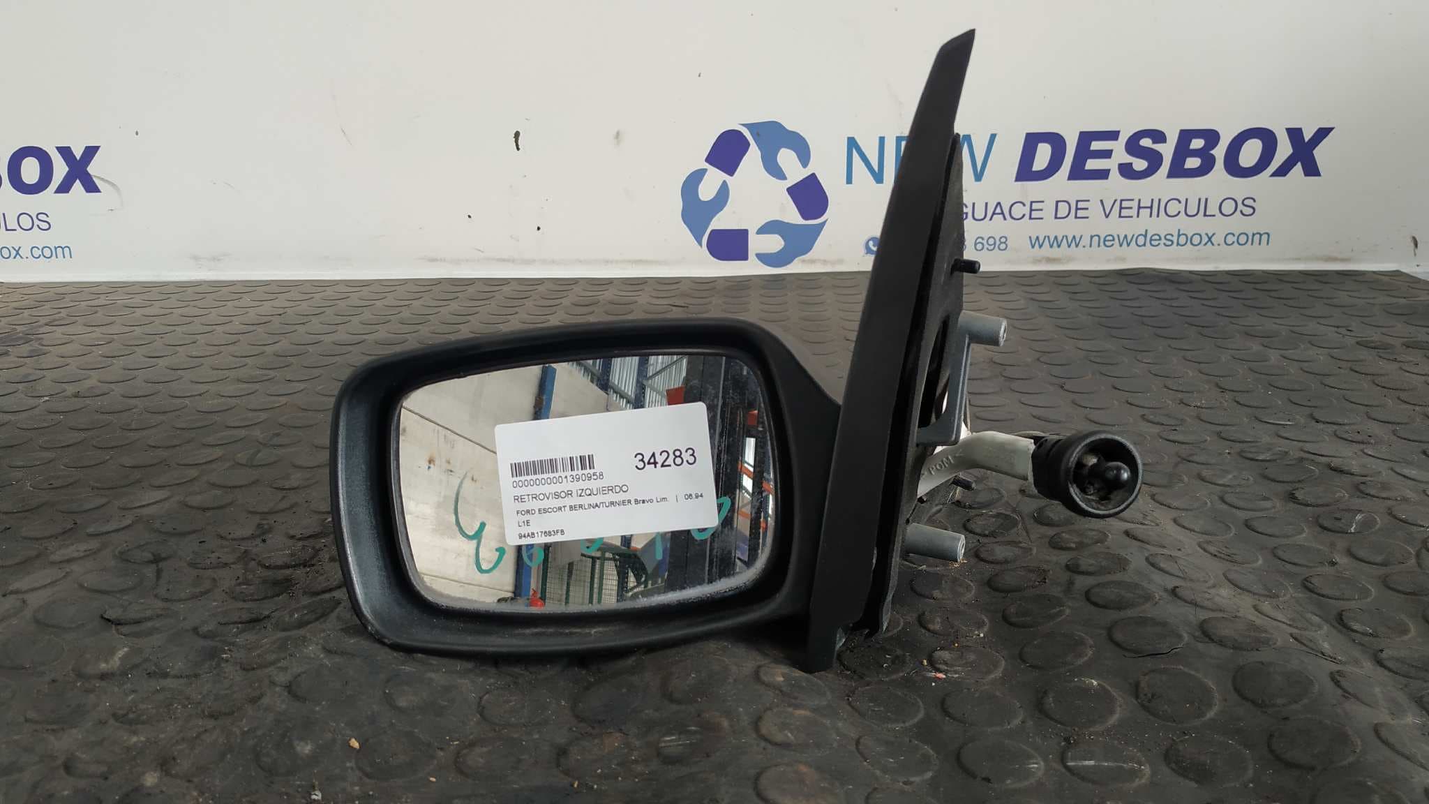 Recambio de RETROVISOR IZQUIERDO para FORD ESCORT BERLINA/TURNIER Bravo Lim. L1E referencia OEM IAM 94AB17683FB   - BLANCO