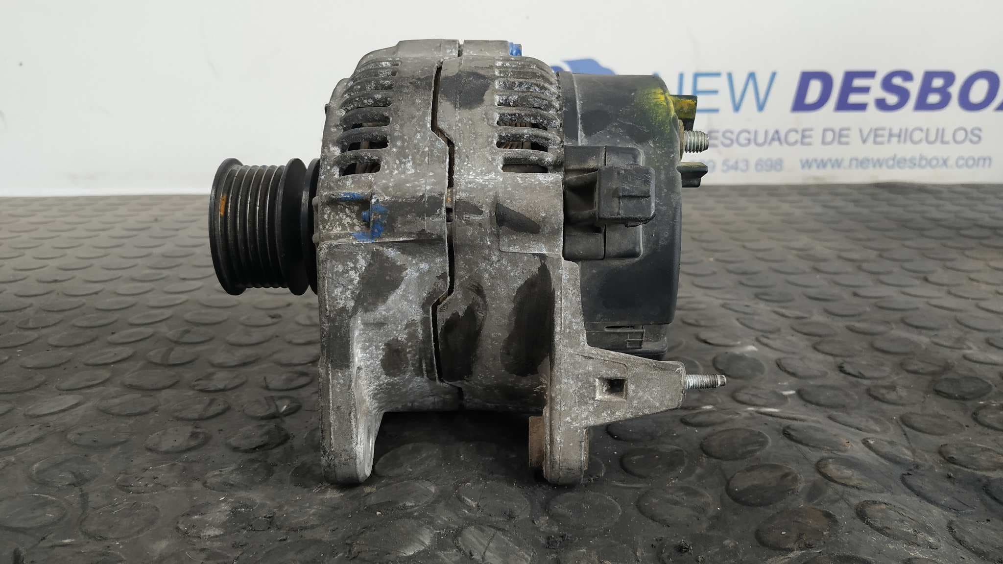 Recambio de ALTERNADOR para VOLKSWAGEN POLO BERLINA (6N1) AEA referencia OEM IAM 028903025H 6