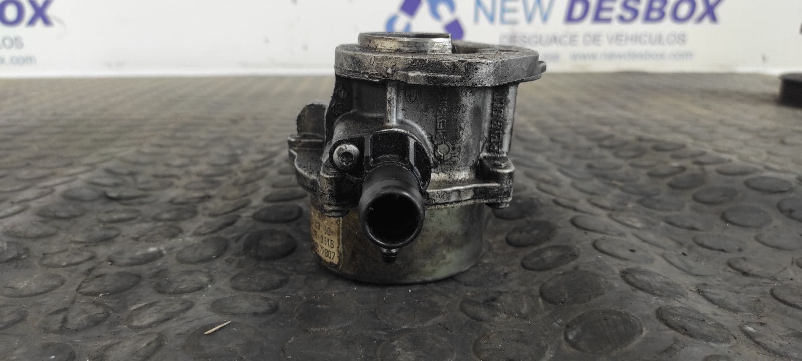 Recambio de DEPRESOR FRENO / BOMBA VACIO para RENAULT SCENIC II K9KP732 referencia OEM IAM 8200577807 4
