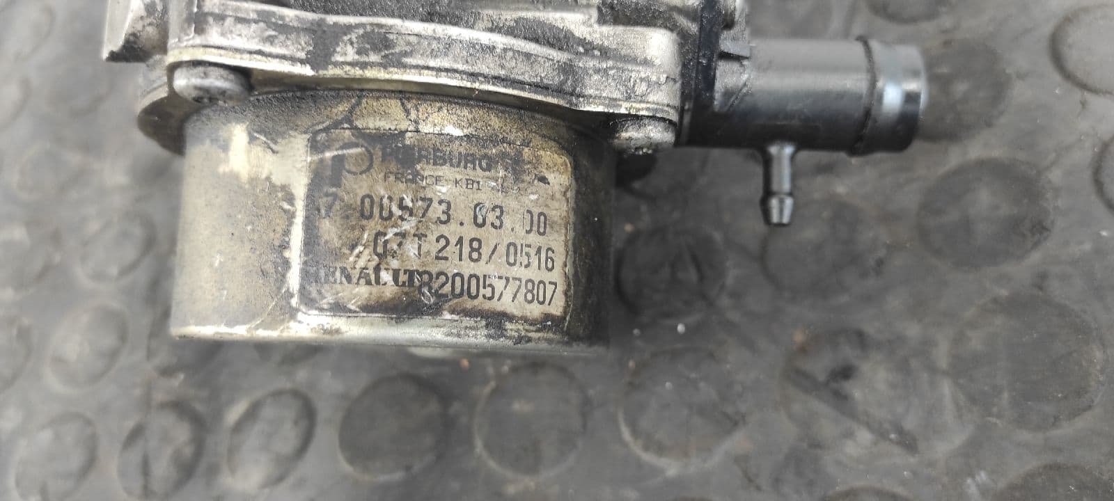 Recambio de DEPRESOR FRENO / BOMBA VACIO para RENAULT SCENIC II K9KP732 referencia OEM IAM 8200577807 5