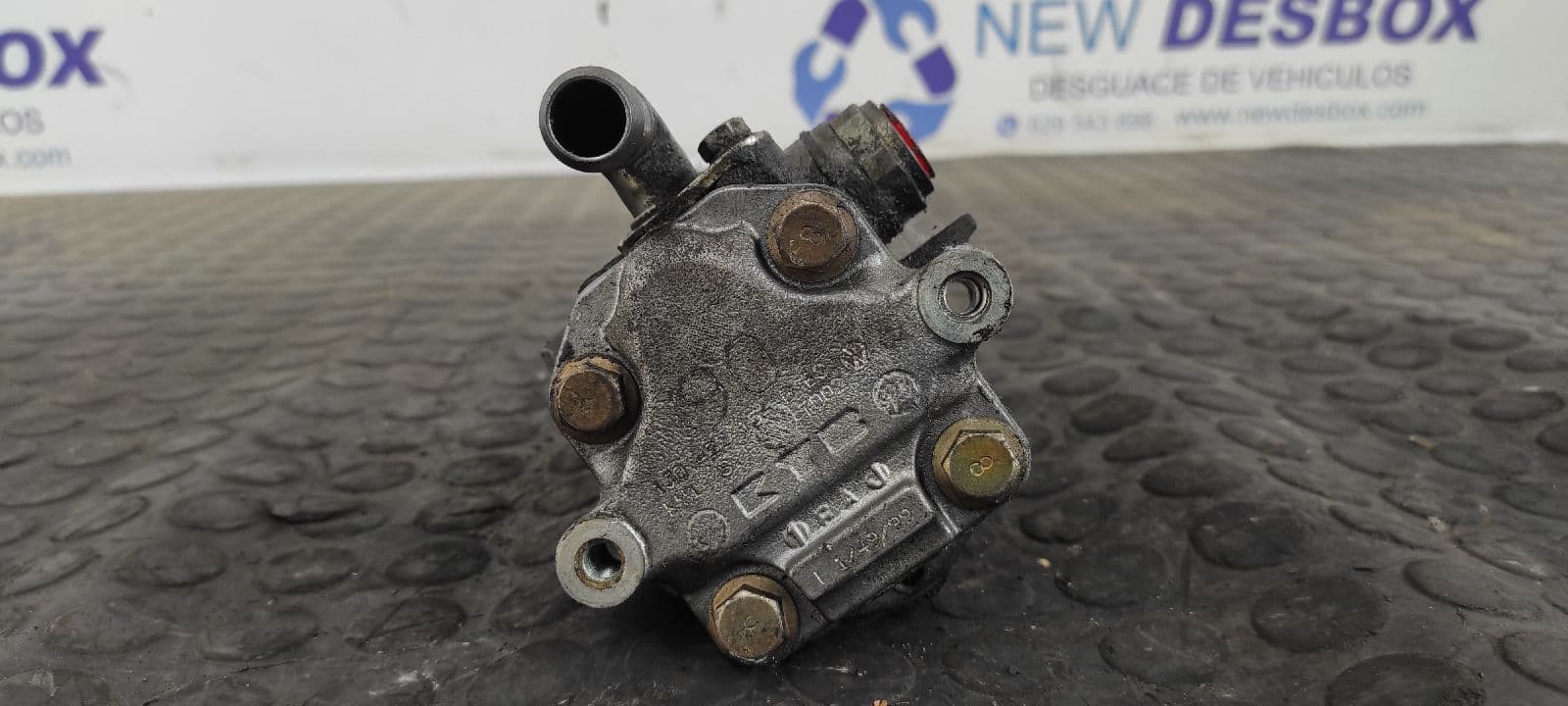 Recambio de BOMBA DIRECCION para VOLKSWAGEN BORA BERLINA (1J2) AZD referencia OEM IAM 1J0422154B 5