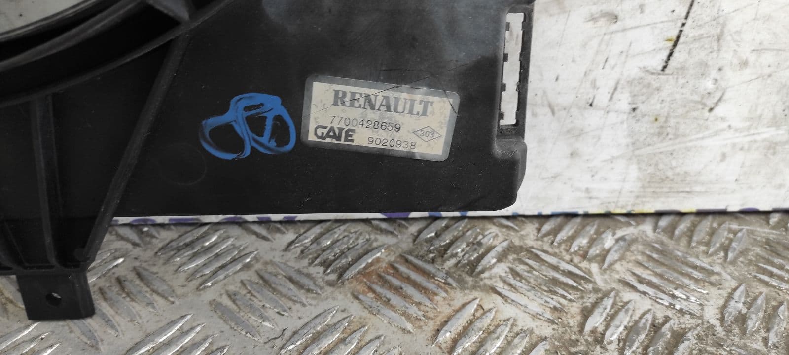 Recambio de ELECTROVENTILADOR para RENAULT CLIO II FASE I (B/CBO) 1.2 D7F764 referencia OEM IAM 7700428659   - PLATA 4