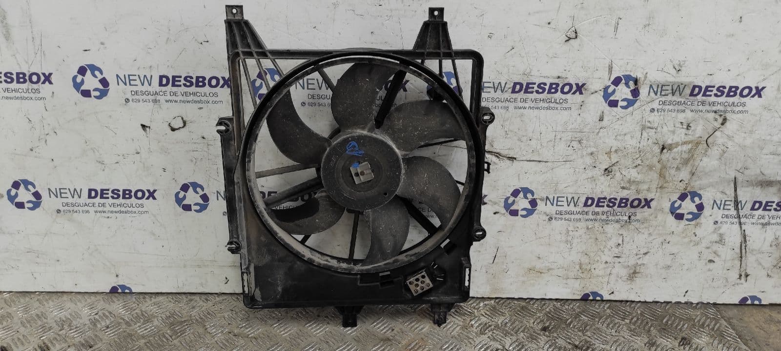 Recambio de ELECTROVENTILADOR para RENAULT CLIO II FASE I (B/CBO) 1.2 D7F764 referencia OEM IAM 7700428659   - PLATA 2