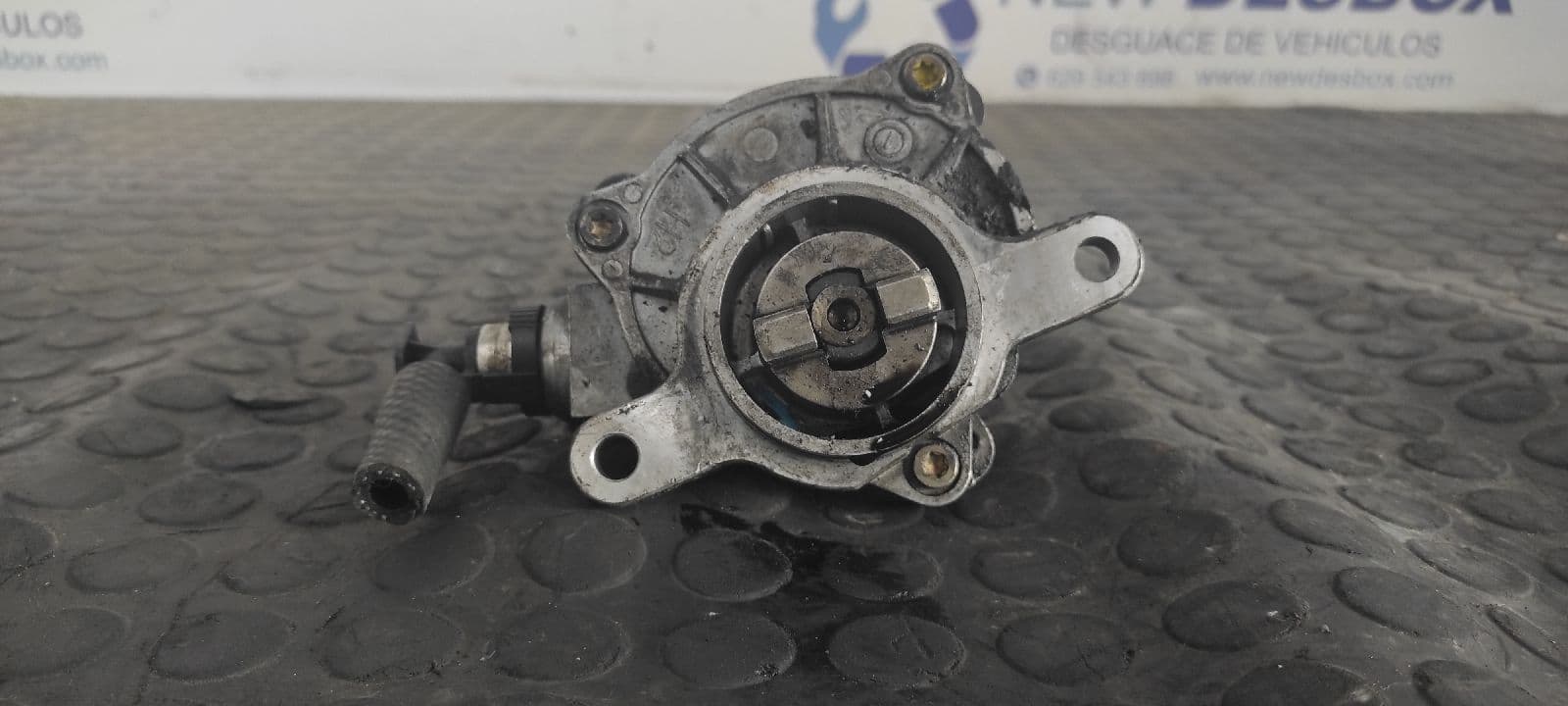 Recambio de DEPRESOR FRENO / BOMBA VACIO para RENAULT MASTER II PHASE 2 COMBI Combi 2t8  L1   9 - Plazas G9TF7 referencia OEM IAM 8200102535   - BLANCO 3