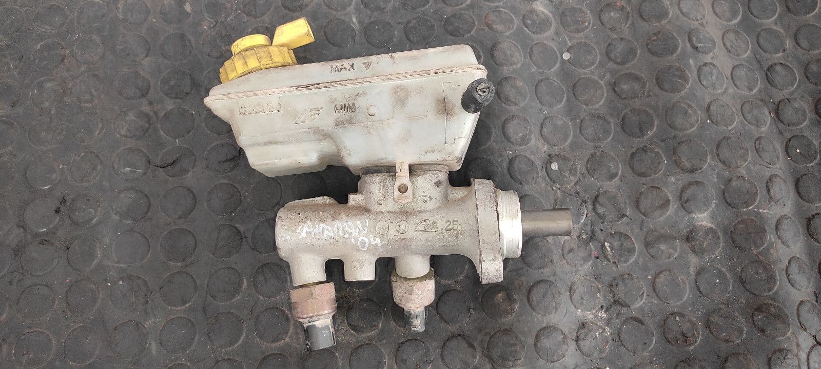 Recambio de BOMBA FRENO para VOLKSWAGEN SHARAN (7M6/7M9) AUY referencia OEM IAM 7M3611303 4