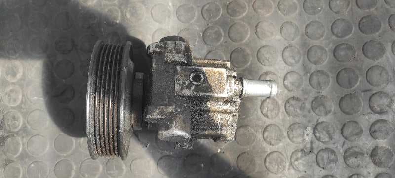 Recambio de BOMBA DIRECCION para VOLKSWAGEN POLO BERLINA (6N1) AER referencia OEM IAM 030145269A 3