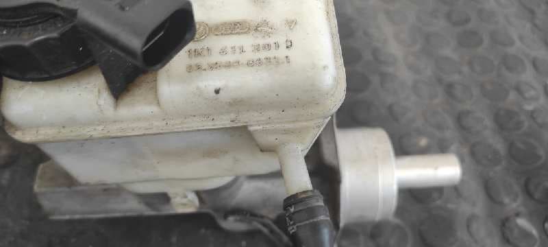 Recambio de BOMBA FRENO para SEAT LEON (1P1) BXE referencia OEM IAM 1K1611301D 3