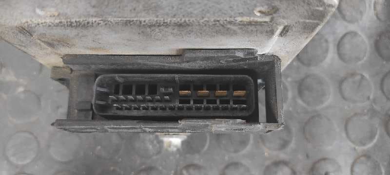 Recambio de ABS para OPEL VECTRA B BERLINA 2.0 16V CAT (X 20 XEV / L34) X20XEV referencia OEM IAM 90468702 3