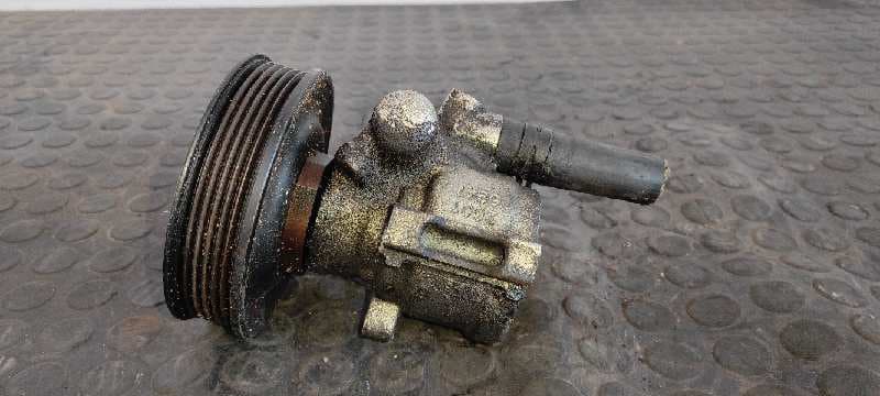 Recambio de BOMBA DIRECCION para SEAT IBIZA (6K1) AUA referencia OEM IAM 030145157 4