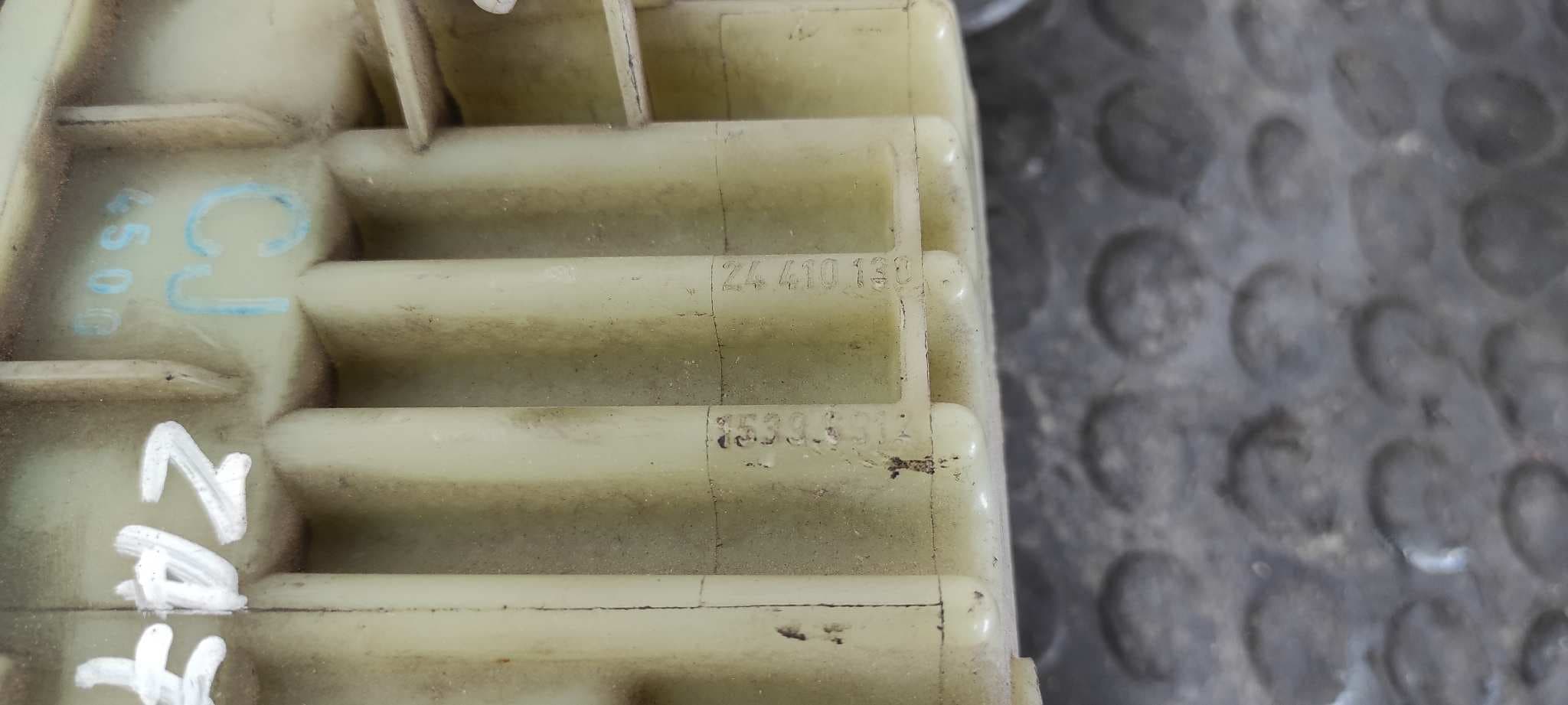 Recambio de CAJA RELES VENTILADORES para OPEL ZAFIRA A Y20DTH referencia OEM IAM 24410130 3