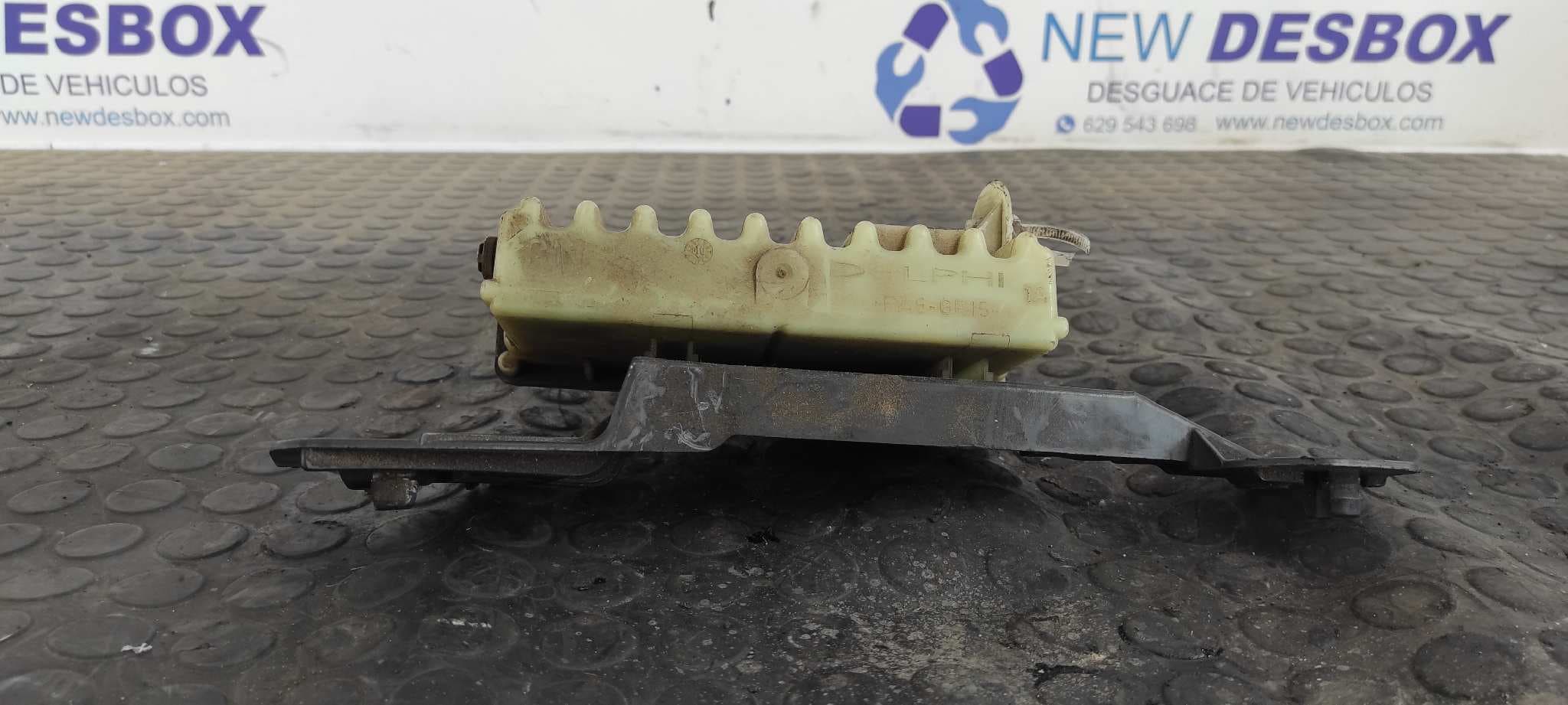Recambio de CAJA RELES VENTILADORES para OPEL ZAFIRA A Y20DTH referencia OEM IAM 24410130 2