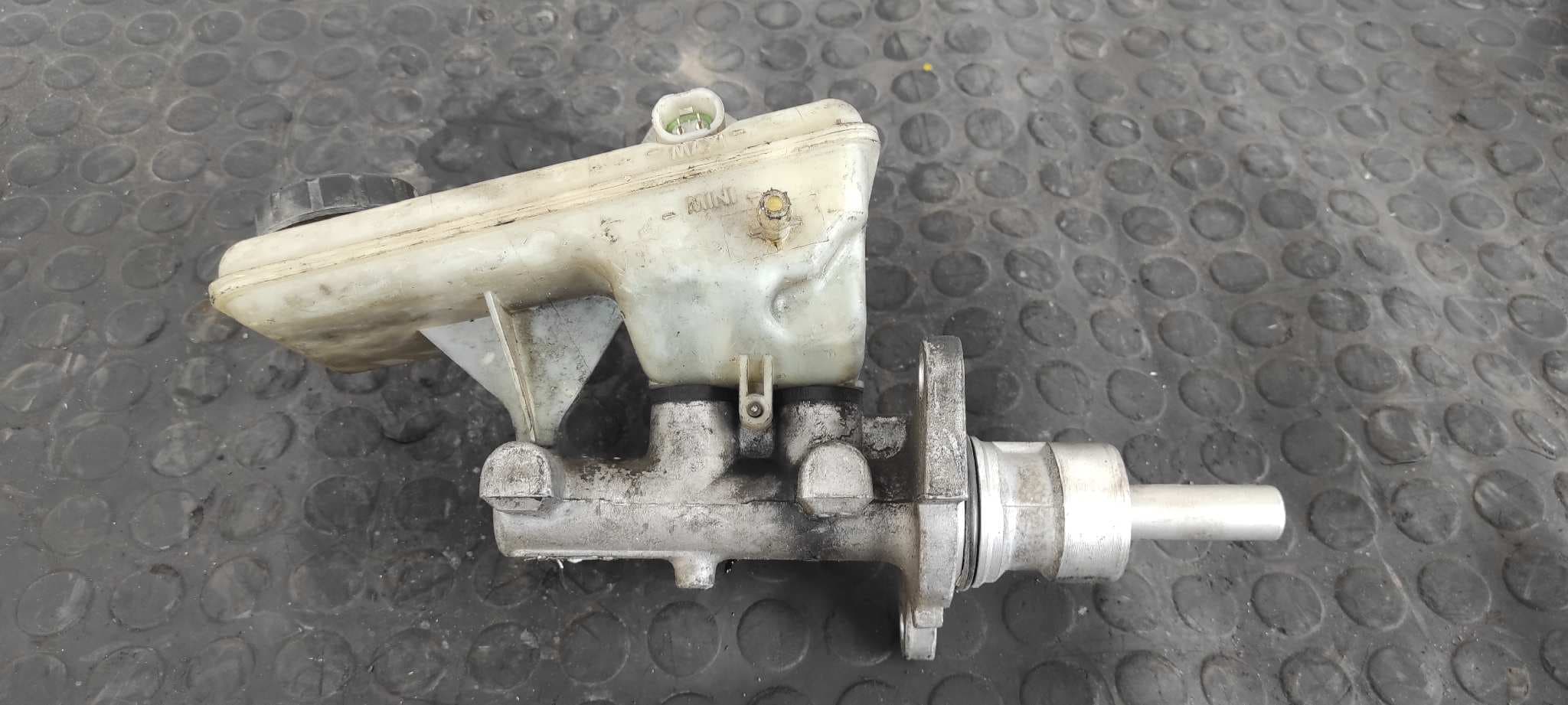 Recambio de BOMBA FRENO para OPEL VIVARO 1.9 CDTI CAT (F9Q-760 / L08) F9Q U7 referencia OEM IAM 32067008C 6