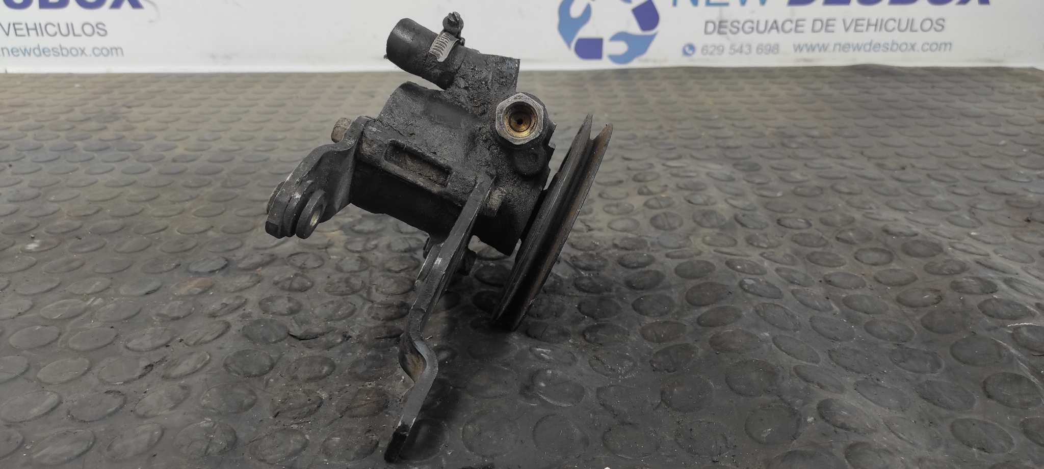 Recambio de BOMBA DIRECCION para OPEL CORSA B 17D referencia OEM IAM 26016947 3