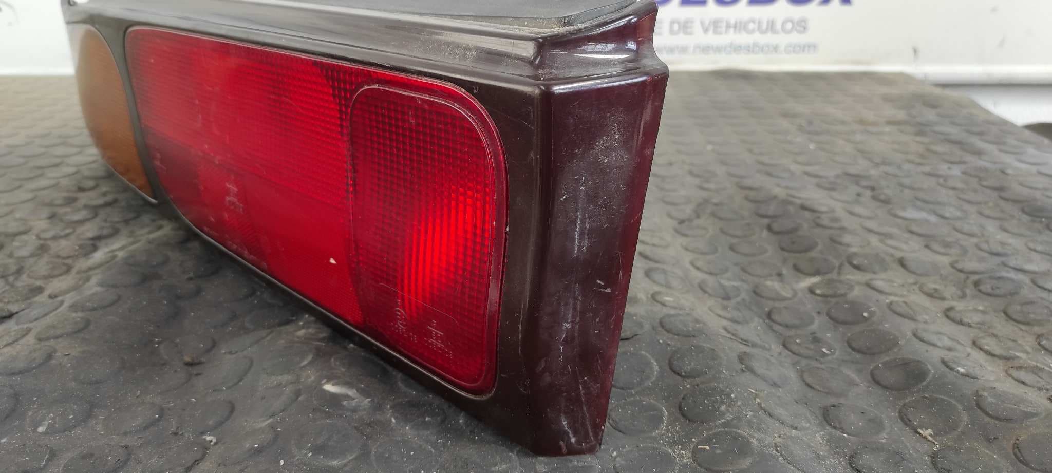 Recambio de PILOTO TRASERO IZQUIERDO para FORD PROBE 2.0 referencia OEM IAM 0431445 7