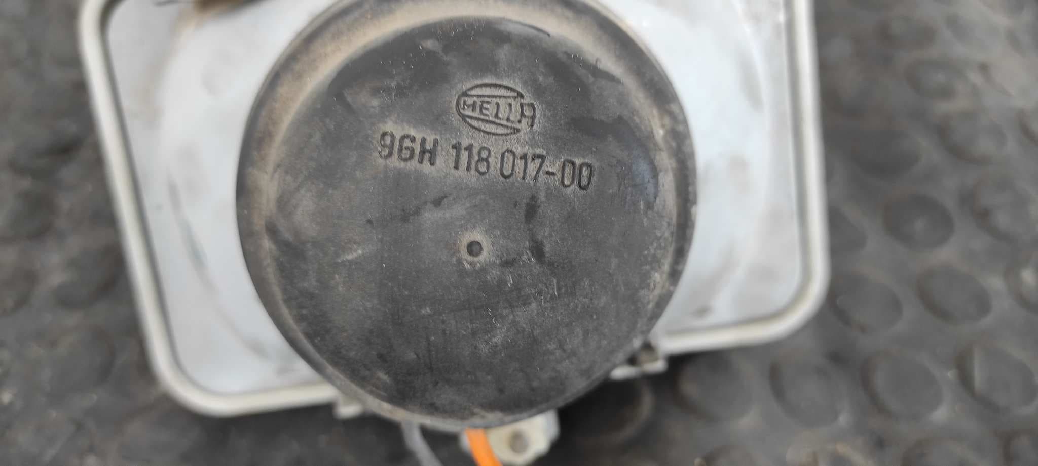 Recambio de FARO ANTINIEBLA IZQUIERDO para NISSAN VANETTE (C 220) referencia OEM IAM 301121760 4