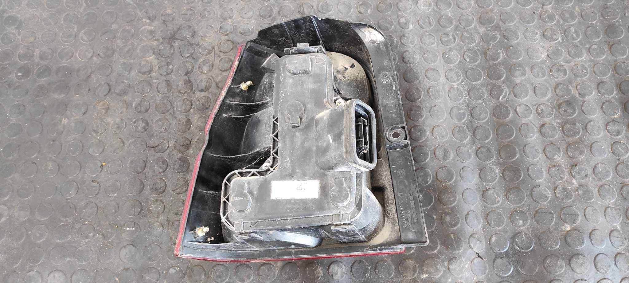 Recambio de PILOTO TRASERO DERECHO para VOLKSWAGEN LUPO (6X1/6E1) referencia OEM IAM 6X0945112D 2