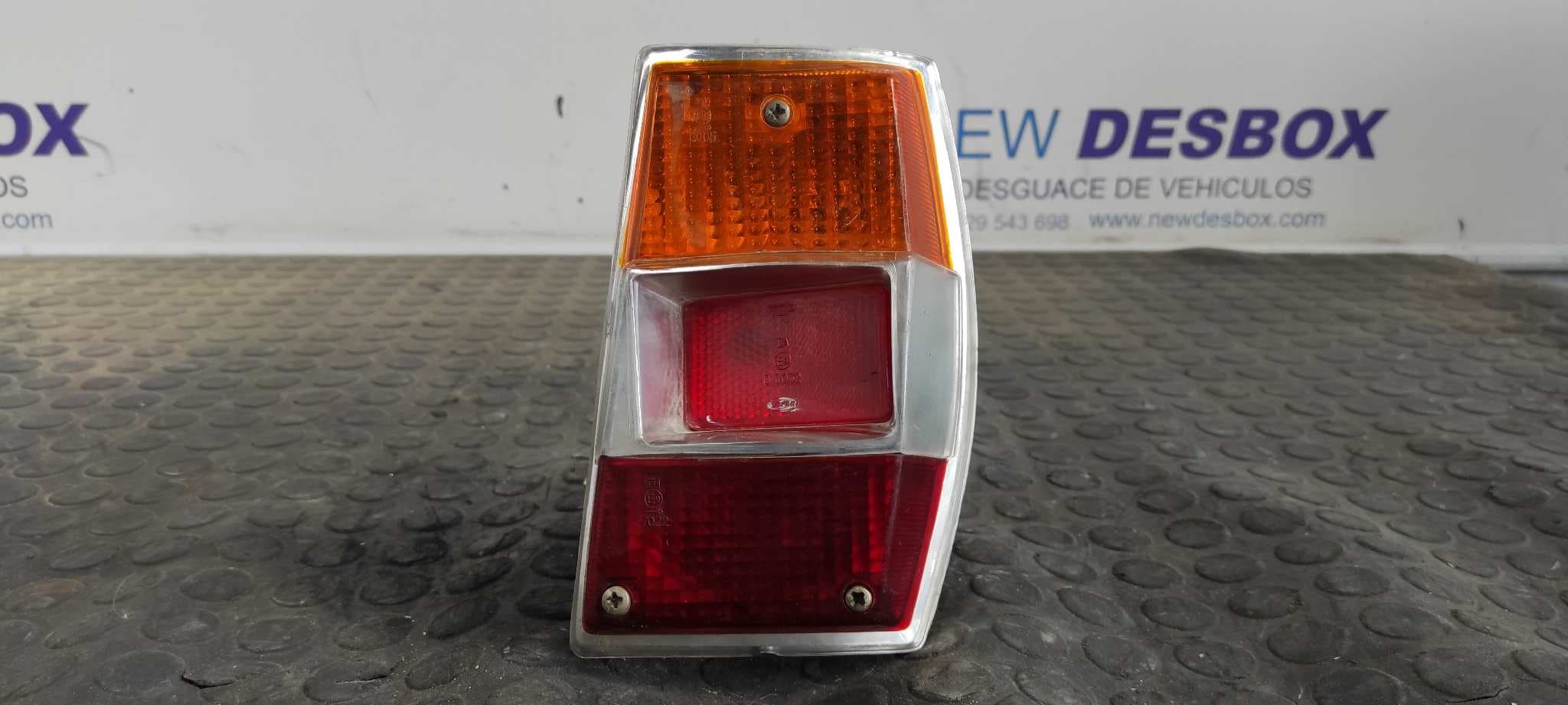Recambio de PILOTO TRASERO DERECHO para RENAULT 6 1.0 referencia OEM IAM 010032