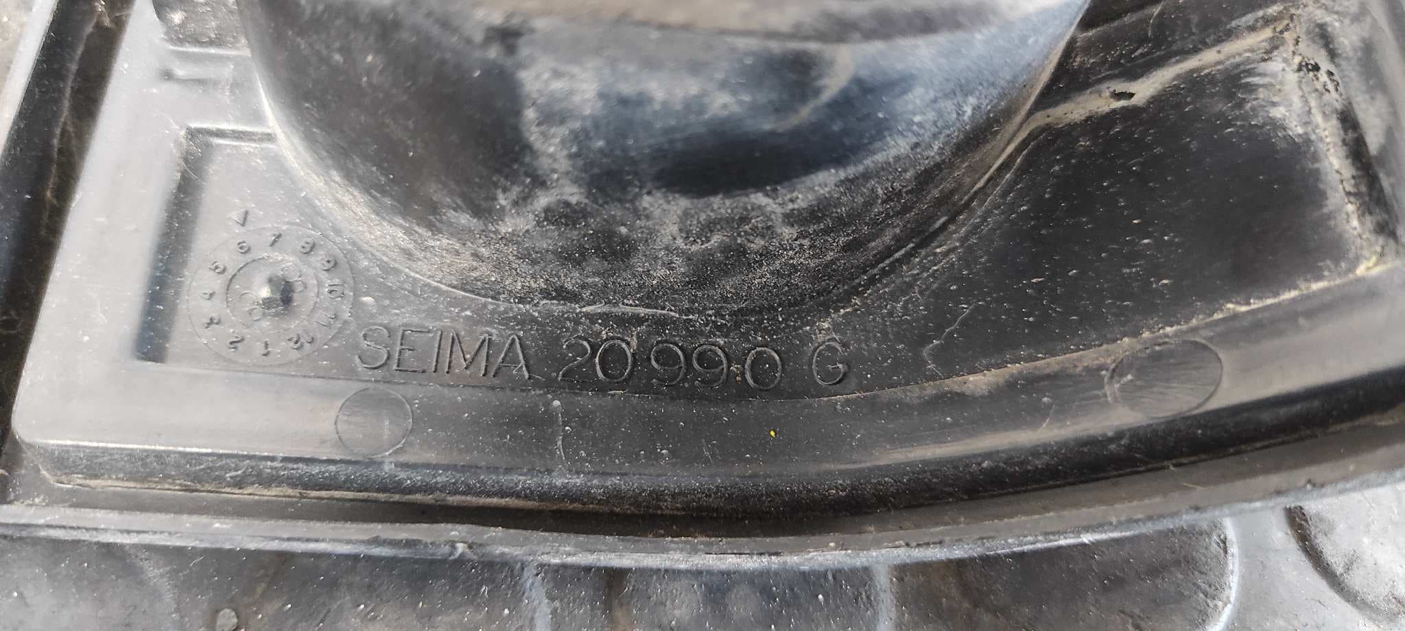 Recambio de PILOTO TRASERO IZQUIERDO para RENAULT RAPID/EXPRESS (F40) 1.6 Diesel F8M referencia OEM IAM SEIMA 20990G   - BLANCO 4