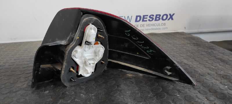 Recambio de PILOTO TRASERO IZQUIERDO para RENAULT MEGANE II CLASSIC BERLINA 1.6 16V K4M T7 referencia OEM IAM    - GRIS 9