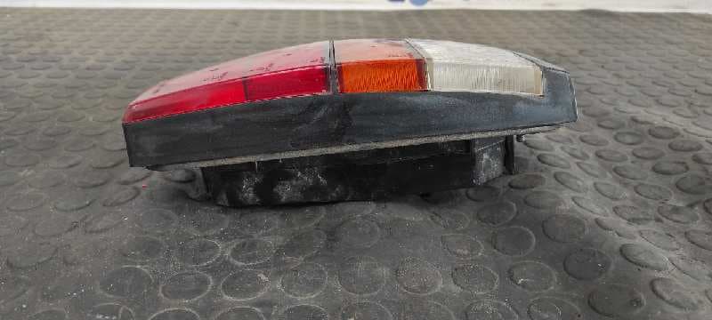 Recambio de PILOTO TRASERO DERECHO para VOLKSWAGEN POLO (867/871/873) referencia OEM IAM 867945257A 5