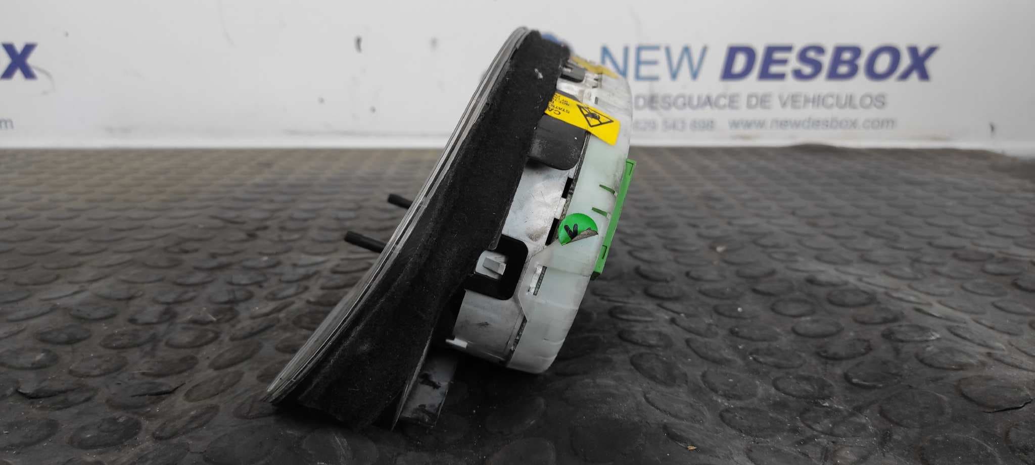 Recambio de CUADRO INSTRUMENTOS para AUDI A4 BERLINA (B5) 1.8 ADR referencia OEM IAM 8D0919861C   - ROJO 8