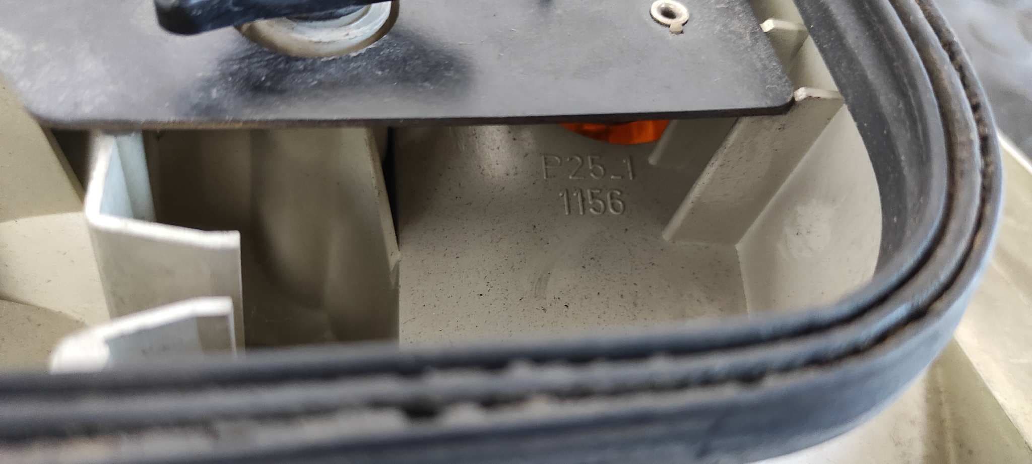 Recambio de PILOTO TRASERO IZQUIERDO para PEUGEOT 505 BERLINA referencia OEM IAM FRANKANI 3