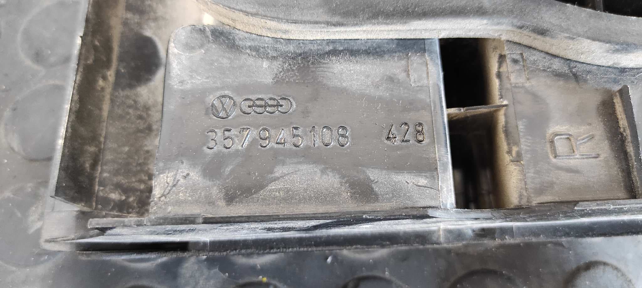 Recambio de PILOTO PORTON DERECHO para VOLKSWAGEN PASSAT (321/23/27/31) referencia OEM IAM 357945108 4
