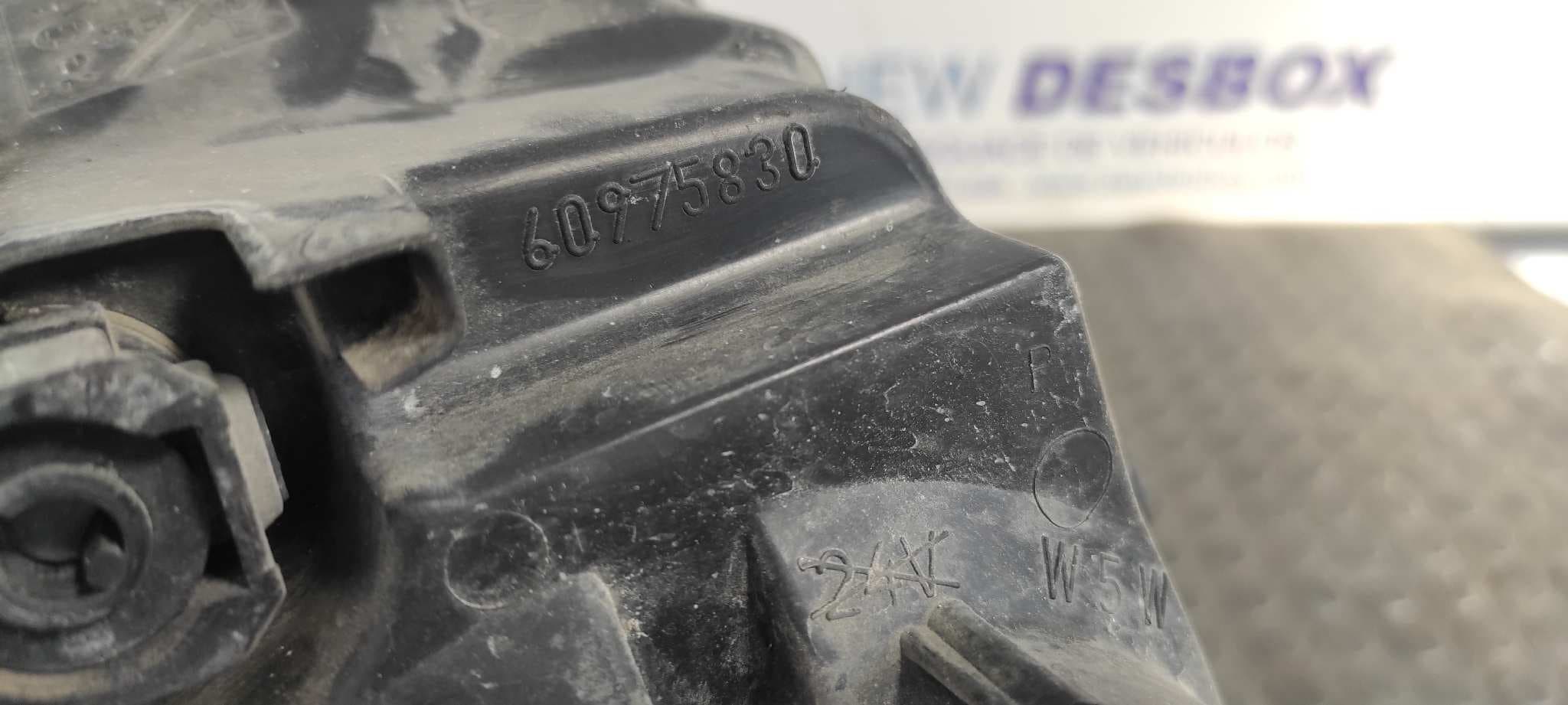 Recambio de FARO DERECHO para PEUGEOT 306 BERLINA 3/4/5 PUERTAS (S2) Boulebard NFZTU5JP referencia OEM IAM 60975830   - GRANATE 5