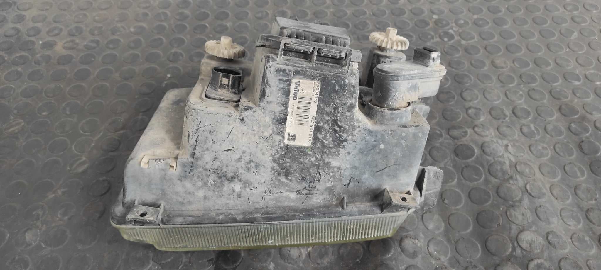 Recambio de FARO DERECHO para VOLKSWAGEN CADDY KA/KB (9K9) Familiar AYQ referencia OEM IAM 6K5941010   - BLANCO 3