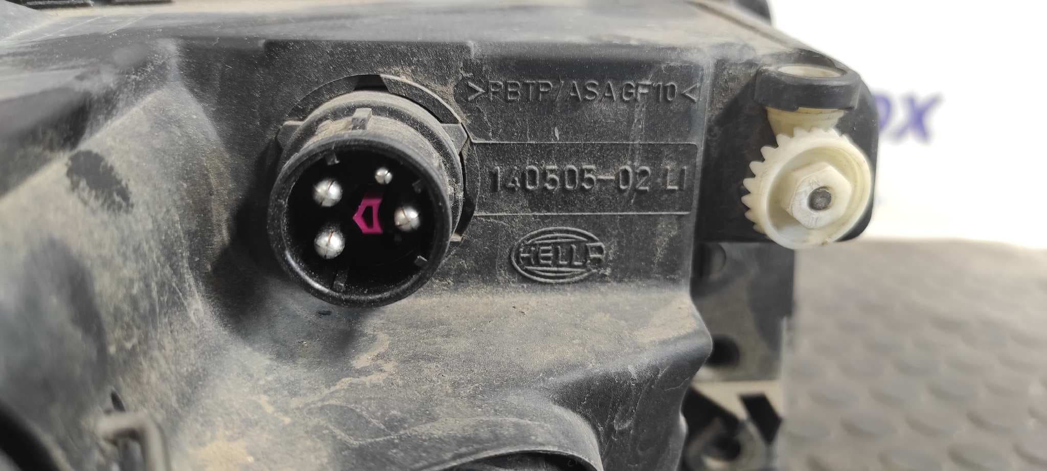 Recambio de FARO IZQUIERDO para AUDI 100 BERLINA (C4) referencia OEM IAM 14050502 6