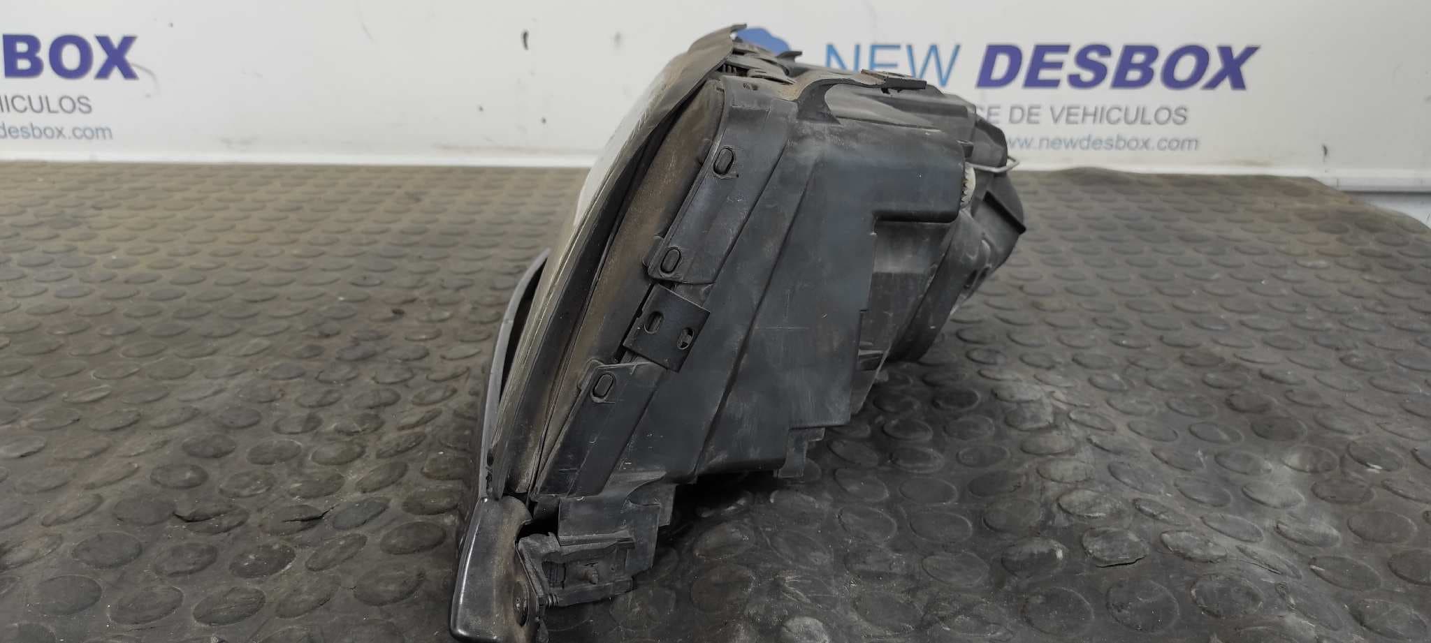 Recambio de FARO DERECHO para AUDI A6 BERLINA (C4) referencia OEM IAM 14050602 6
