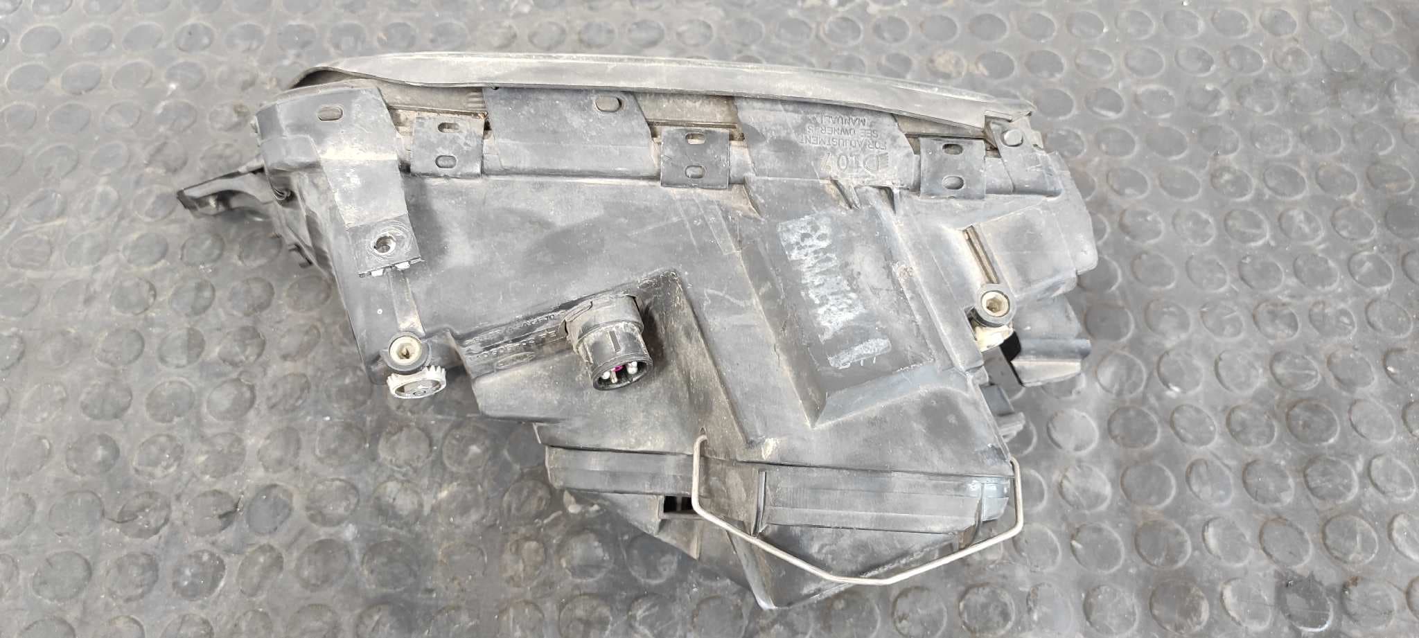 Recambio de FARO DERECHO para AUDI A6 BERLINA (C4) referencia OEM IAM 14050602 7