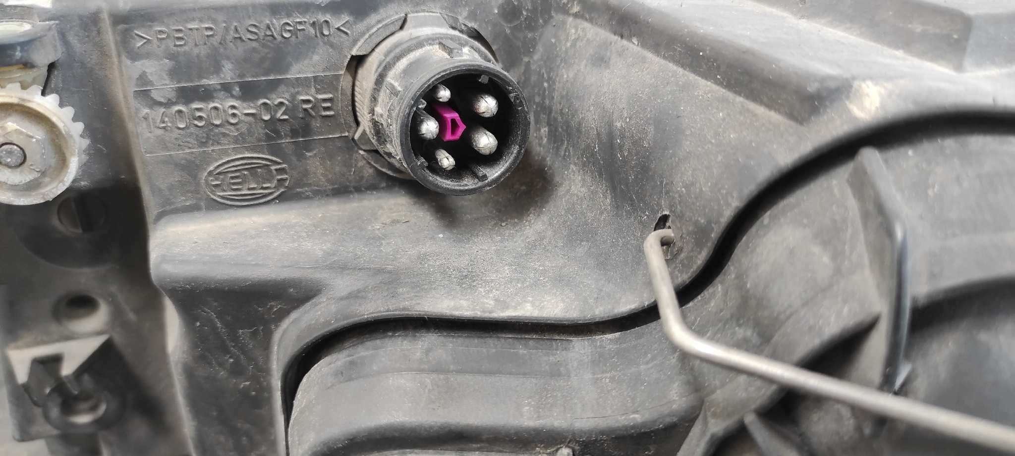 Recambio de FARO DERECHO para AUDI A6 BERLINA (C4) referencia OEM IAM 14050602 3