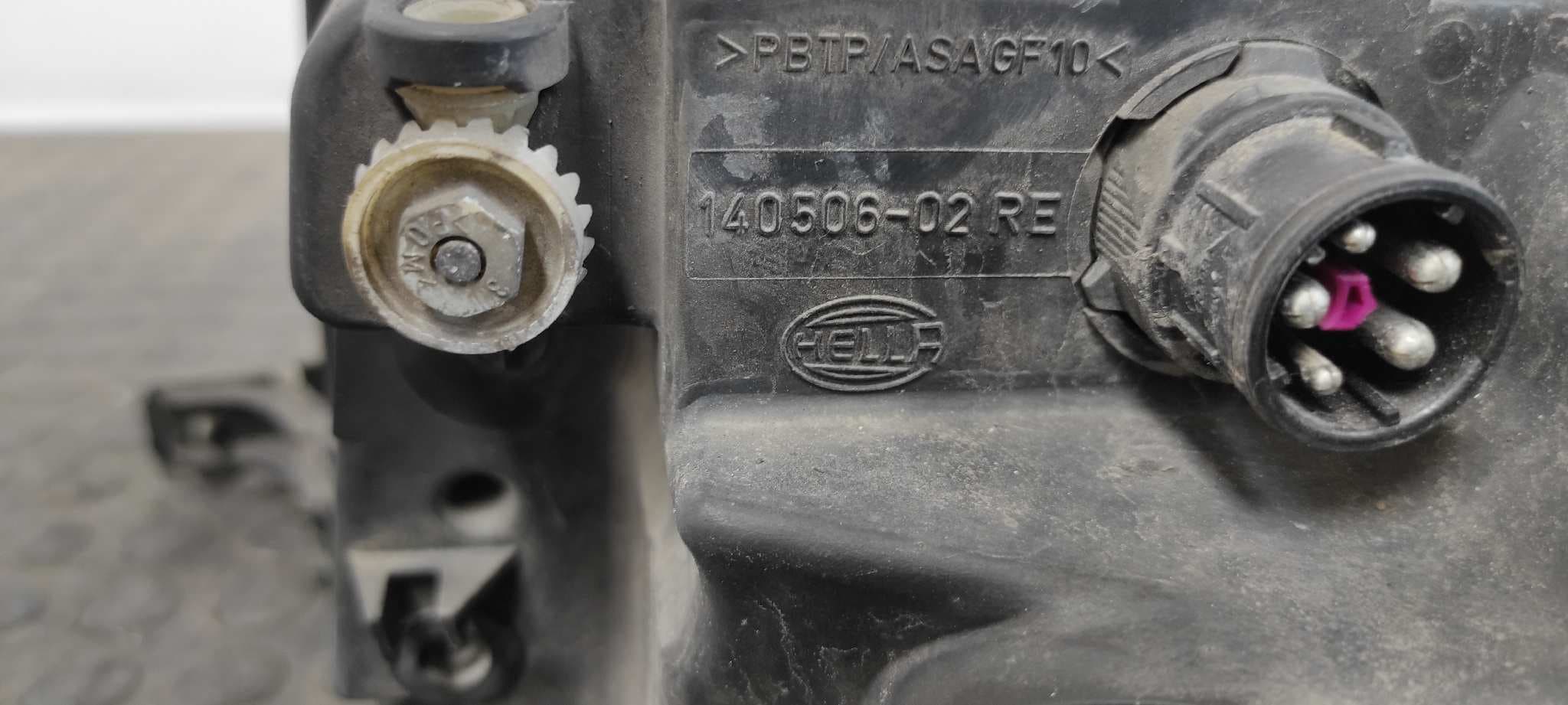 Recambio de FARO DERECHO para AUDI A6 BERLINA (C4) referencia OEM IAM 14050602 5