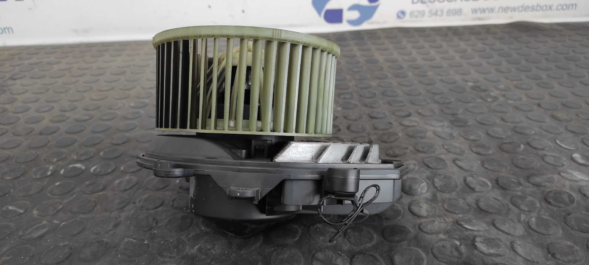 Recambio de MOTOR CALEFACCION para VOLKSWAGEN PASSAT BERLINA (3B3) AWT referencia OEM IAM 8D1820021   - AZUL 6