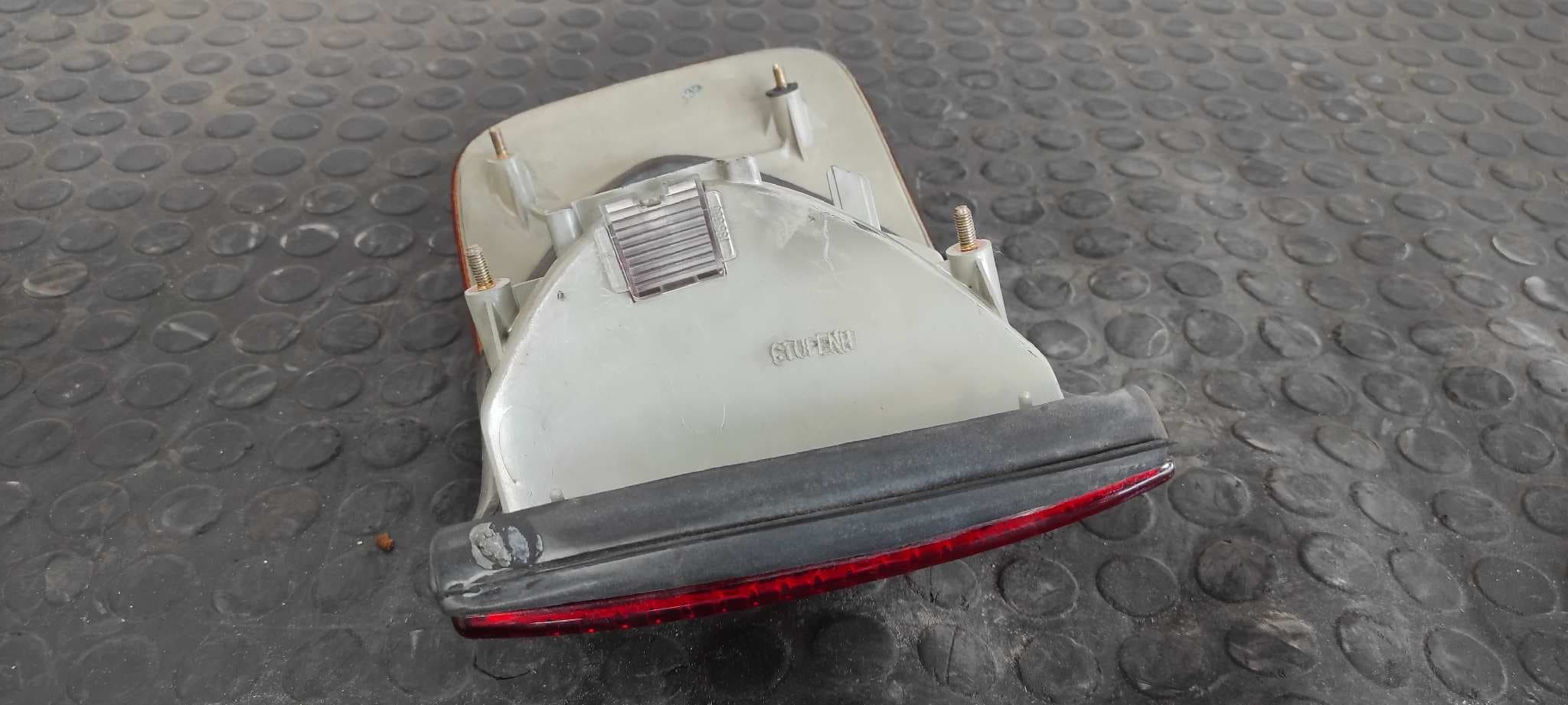 Recambio de PILOTO TRASERO IZQUIERDO para AUDI 100 BERLINA (C4) 2.0 referencia OEM IAM 4A5945095   - BLANCO 6